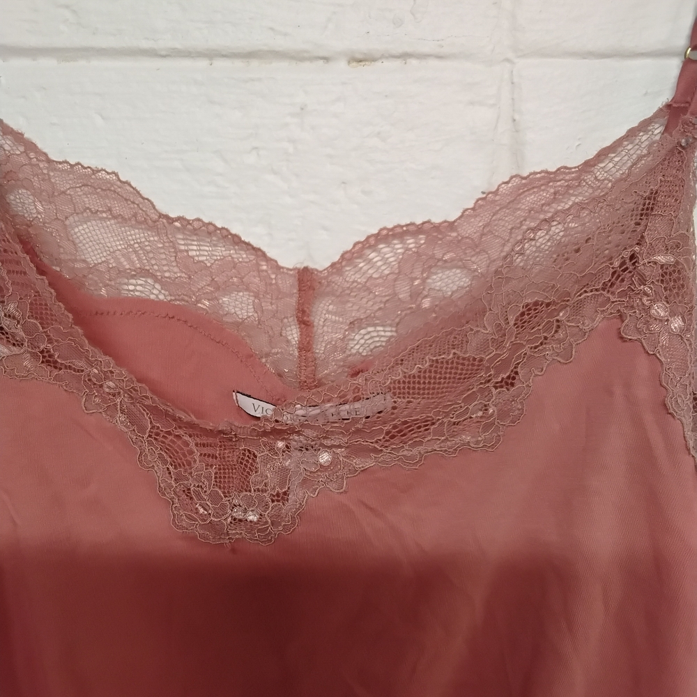 Victoria's Secret Lace Trim Cami in Dusty Rose Pink - Picture 3 of 5